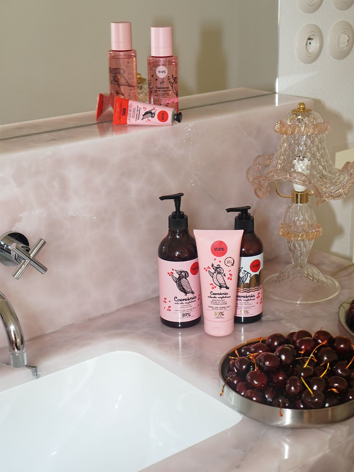 YOPE - Shower Gel Ciliegia e Latte di Mandorla - immagine 2